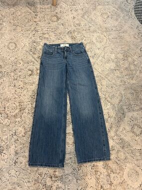 Hollister Wide-Leg Mid Blue Jeans